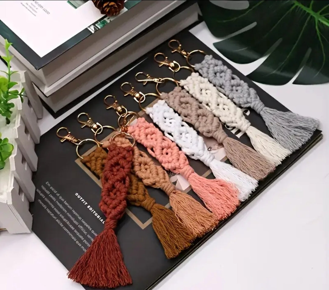Nyckelring "macrame'"