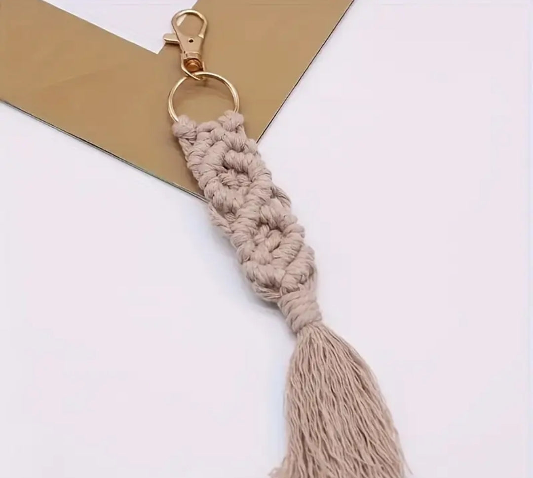 Nyckelring "macrame'"